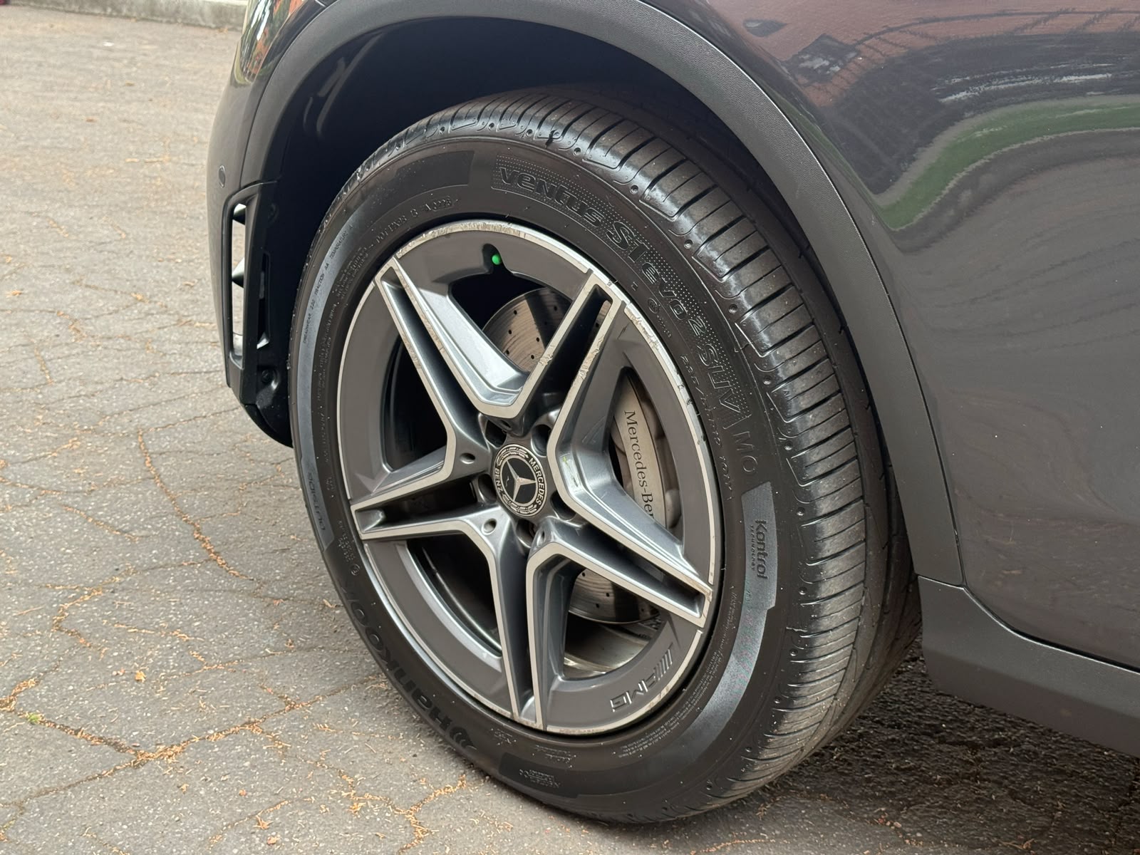 Mercedes-Benz GLC 300 — foto 10