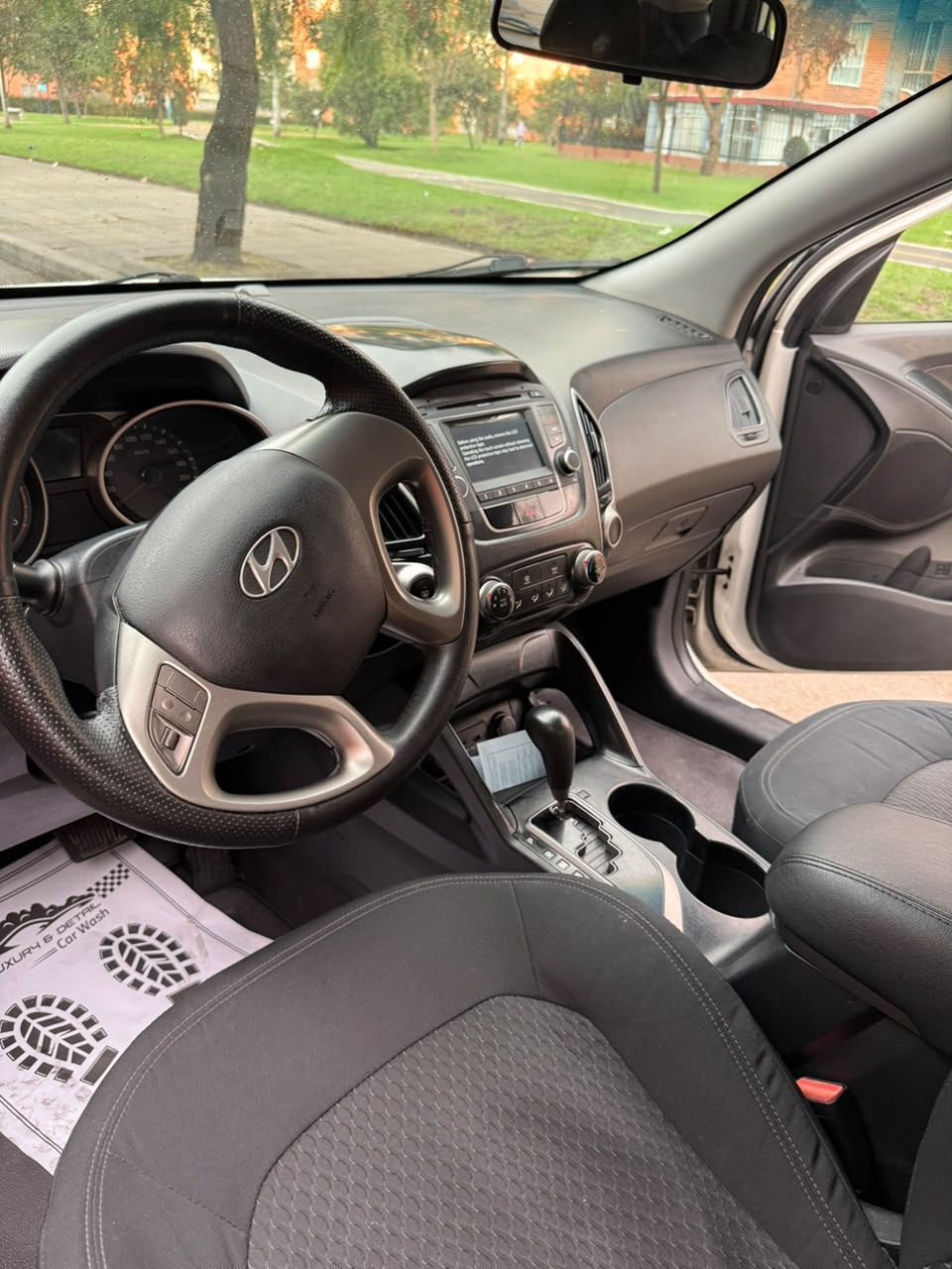 HYUNDAI TUCSON IX35 GLS — foto 9