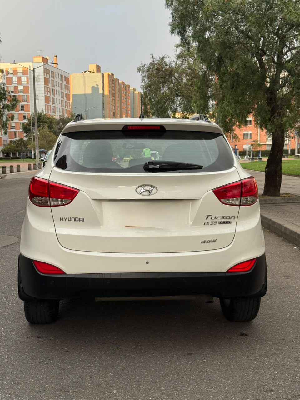 HYUNDAI TUCSON IX35 GLS — foto 8