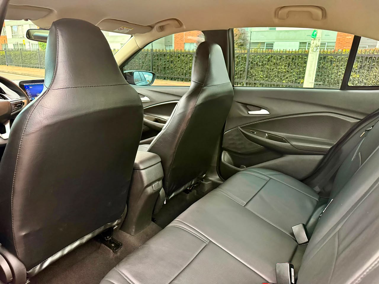 Chevrolet Onix 1.0t Ltz At — foto 30