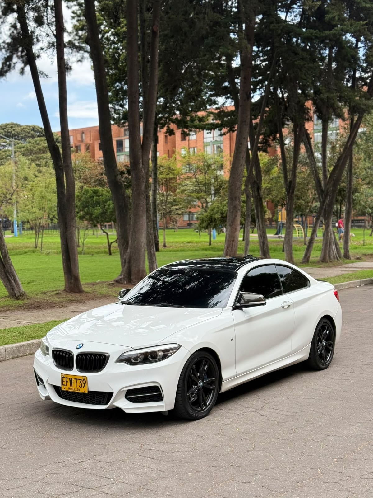 BMW M240i Coupe