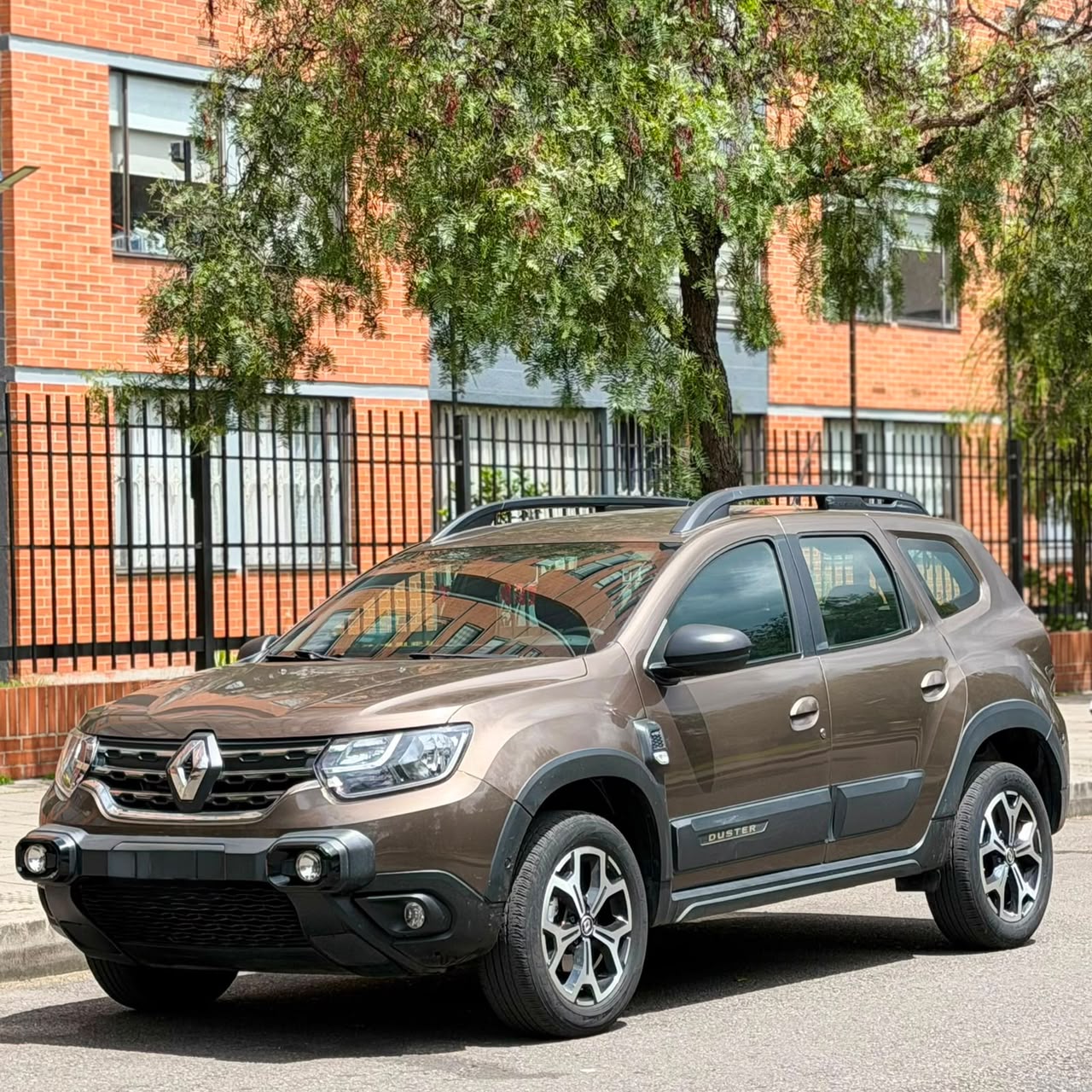 RENAULT DUSTER INSTENS OUTSIDER