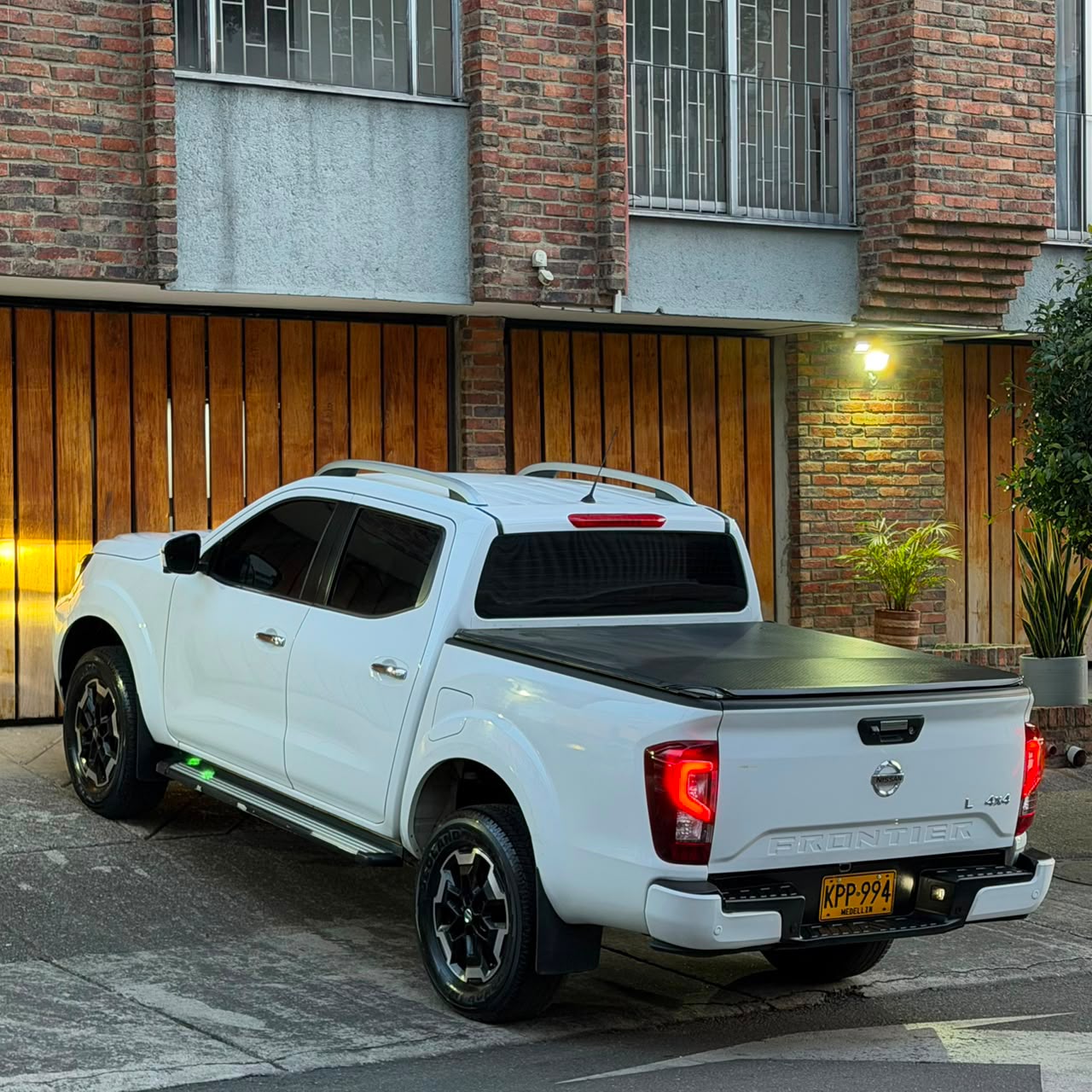 Nissan Frontier 2.5 Le — foto 3