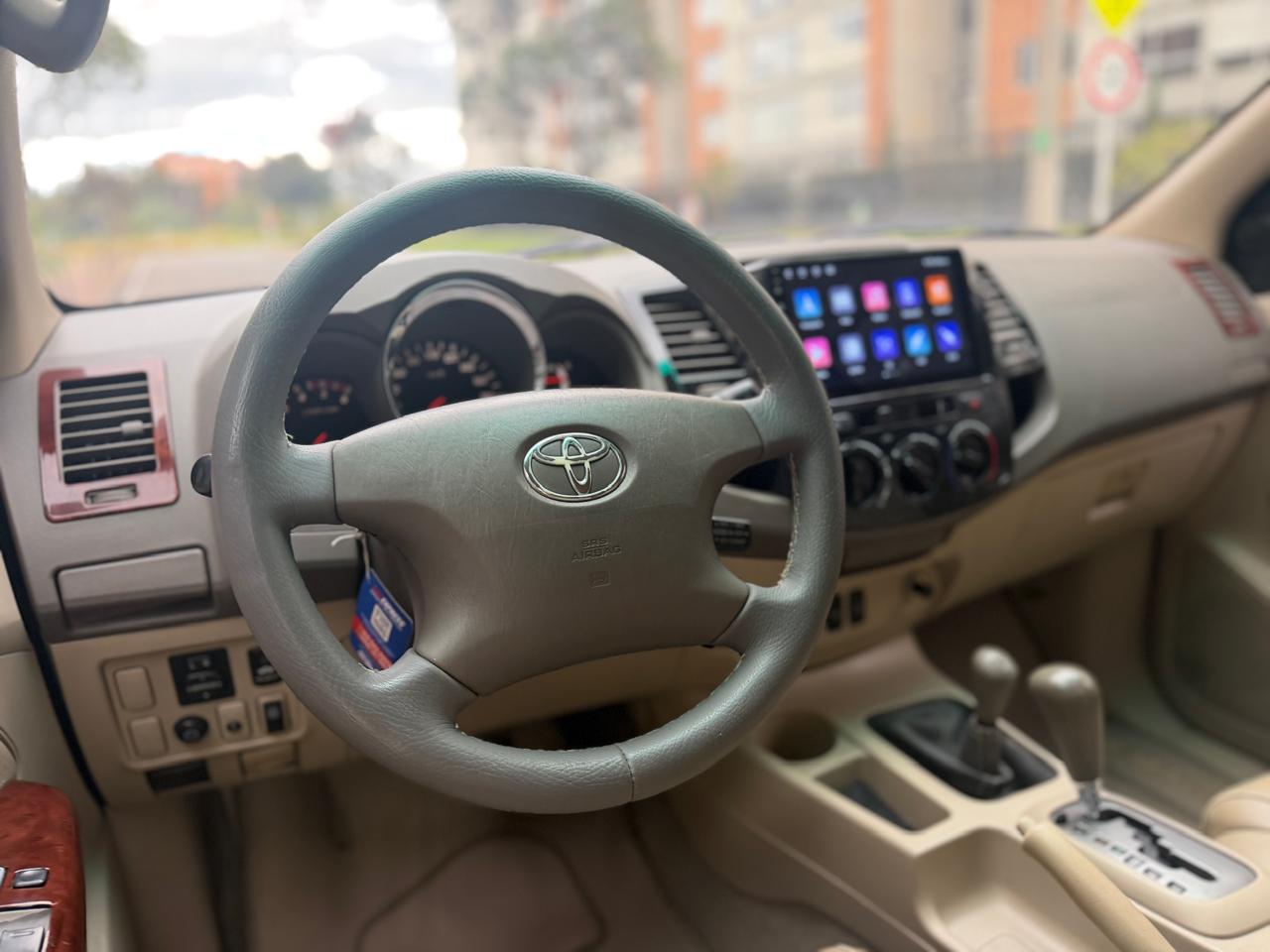 Toyota Fortuner 4x4 turbo Diésel automática — foto 16